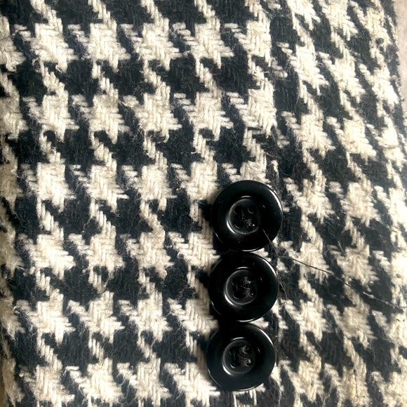 B&W Patterned Pea Coat, BEBE, Size L - Picture 5 of 7